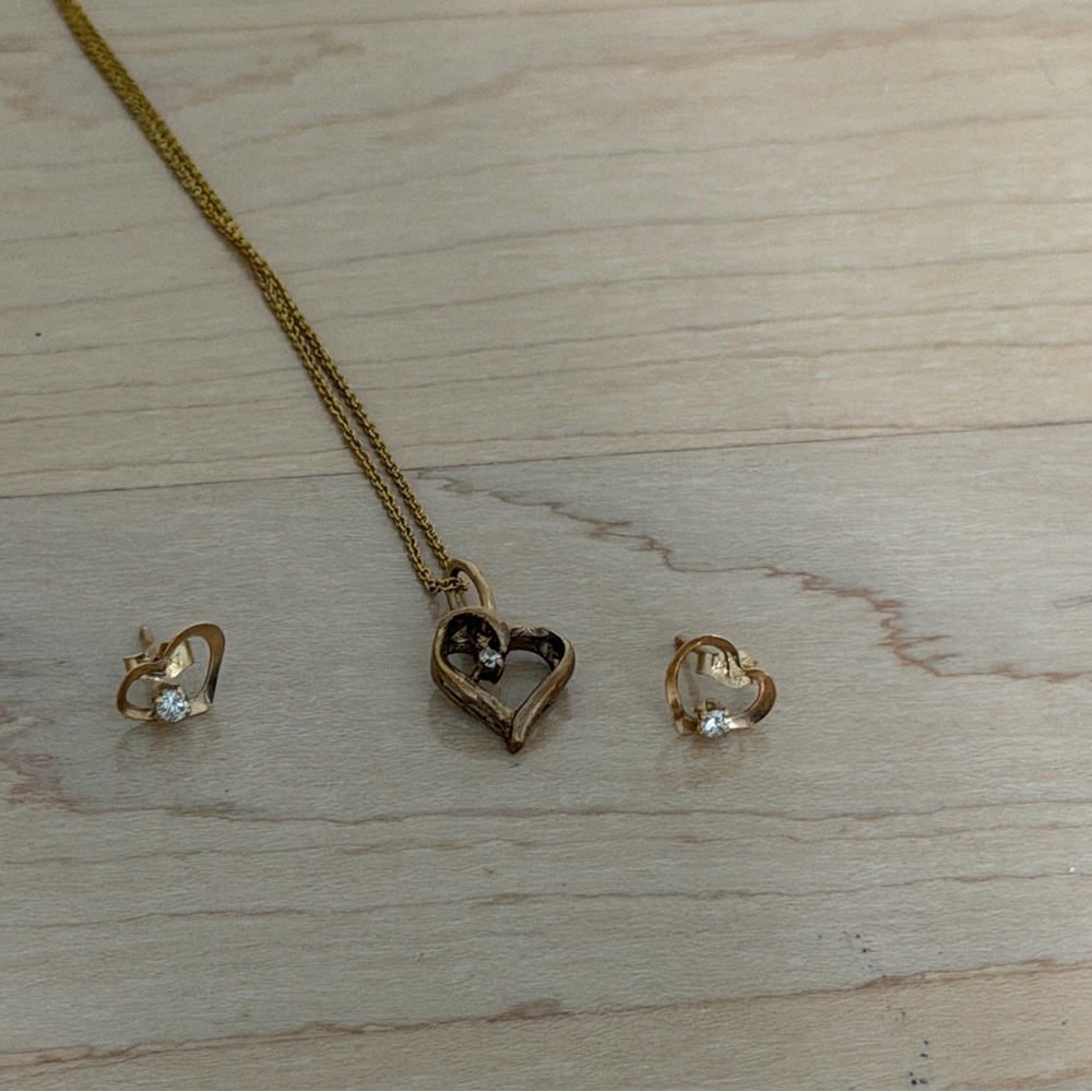 Gold Heart Pendant Necklace and Diamond Earrings Set - Picture 2 of 4